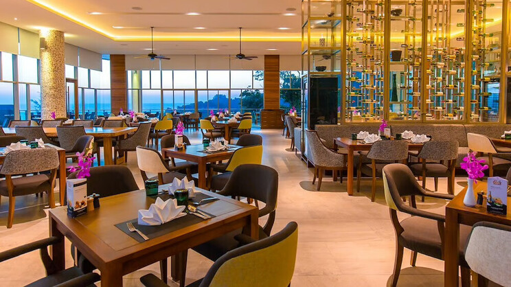 Wyndham Grand Phuket Kalim Bay